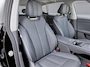 Voyah Courage Business Edition 80 kWh | Schuifdak | Surface Soundsystem | 360° camera | Massage stoelen | Surface Sound geluidssysteem | Adaptieve cruise control | Head-up Display | Sfeerverlichting | Dodehoekassistentie | Smartphone integratie | Keyless entry | Elektrische achterklep