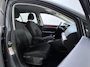 Volkswagen Golf 1.5 TSI 150pk Sfeerverlichting Stoelverwarming Parkeersensoren Navigatie