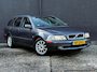 Volvo V40 1.6 Europa Prestige TREKHAAK|LEDER|AIRCO|ELEK RAMEN|NWE APK