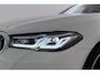 BMW 5-Serie Touring 520i High Executive M-Sport | Panoramadak | Dealer Ond. | CarPlay | Stoelverwarming | Comfortstoelen | Head-Up