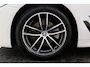 BMW 5-Serie Touring 520i High Executive M-Sport | Panoramadak | Dealer Ond. | CarPlay | Stoelverwarming | Comfortstoelen | Head-Up