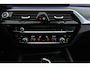 BMW 5-Serie Touring 520i High Executive M-Sport | Panoramadak | Dealer Ond. | CarPlay | Stoelverwarming | Comfortstoelen | Head-Up