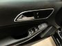 Mercedes-Benz A-klasse 180 Ambition AMG Line Pano/Sfeerverlichting/Navigatie/PDC