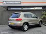 Volkswagen Tiguan 2.0 TSI Track&Field 4Motion| 2.500kg trekg