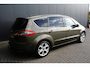 Ford S-Max 2.0 EcoBoost Titanium - NAVIGATIE - TREKHAAK - 2 x PDC - STOELVERWARMING