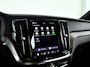 Volvo S60 Recharge T6 AWD Ultimate Dark | SOH 100% | Panoramadak | 360° camera | Harman Kardon | HUD | Stoel- en stuurverwarming