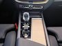 Volvo XC60 2.0 T6 Plug-in hybrid AWD Plus Dark PHEV, Automaat, Panoramadak, Trekhaak semi elektrisch inklapbaar, Head-up display, Stoelverwarming, Stuurverwarming, Harman Kardon audio, 360 graden parkeercamera