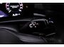 Volkswagen T-Roc R-Line 1st Edition 1.5 eTSI 150pk DSG Automaat Trekhaak, Black Style, Adaptive cruise control, Achteruitrijcamera, LED koplampen, Stuurwiel verwarmd