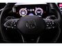 Volkswagen T-Roc R-Line 1st Edition 1.5 eTSI 150pk DSG Automaat Trekhaak, Black Style, Adaptive cruise control, Achteruitrijcamera, LED koplampen, Stuurwiel verwarmd