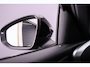 Volkswagen T-Roc R-Line 1st Edition 1.5 eTSI 150pk DSG Automaat Trekhaak, Black Style, Adaptive cruise control, Achteruitrijcamera, LED koplampen, Stuurwiel verwarmd