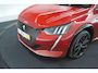 Peugeot 208 1.2 PureTech 130 GT | Alcantara Pack | Panoramadak | Dodehoekdetectie | Adaptieve Cruise