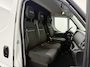 IVECO Daily 35S18HV 3.0Ltr Hi-Matic Automaat L2H2 | Led | 3500Kg Trekhaak | Navigatie | Camera | Airco | Cruise | 3-Zits | Betimmering