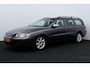 Volvo V70 2.4 Summum/ 5-Cilinder/ 16''LMV/ Clima/ Cruise/ Multi.LEDER.Stuur/ Elek.Pakket/ Armsteun/ Isofix/ C.V.afstand.