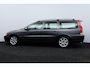 Volvo V70 2.4 Summum/ 5-Cilinder/ 16''LMV/ Clima/ Cruise/ Multi.LEDER.Stuur/ Elek.Pakket/ Armsteun/ Isofix/ C.V.afstand.