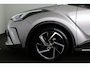 Toyota C-HR / C-HR+ 2.0 Hybrid Bi-Tone | Parkeersensoren V+A | JBL | Blindspot | Stoelverwarming |