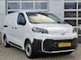 Toyota PROACE Electric Worker 50 kWh | Android/Apple Carplay | Achteruitrijcamera | Parkeersensoren Achter | Cruise Control Adaptief | Airco |