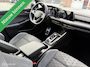 Volkswagen Golf 1.5 eTSI R-Line Business|Keyless entry|Camera|Carplay|Sfeerverlichting.