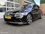Volkswagen Golf 1.5 eTSI R-Line Business|Keyless entry|Camera|Carplay|Sfeerverlichting.