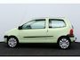 Renault Twingo 1.2 Emotion/ APK 17-12-27!/ Trekhaak/ Airco!/ Elek.Pakket/ Radio-AUX/ Deelbare Achterbank.