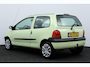 Renault Twingo 1.2 Emotion/ APK 17-12-27!/ Trekhaak/ Airco!/ Elek.Pakket/ Radio-AUX/ Deelbare Achterbank.