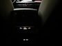 Volkswagen Golf 1.5 eTSI Style Sfeerverlichting/Carplay/Memory Seats/Camera