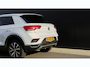 Volkswagen T-Roc 115pk 1.0 TSI Life Business | Carplay | Stoelverwarming | Airco | Navigatie | 17" |