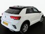Volkswagen T-Roc TSI 110PK R-LINE BUSINESS CAMERA/MASSAGE/IQ.LIGHT