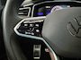Volkswagen T-Roc TSI 110PK R-LINE BUSINESS CAMERA/MASSAGE/IQ.LIGHT