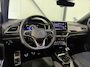 Volkswagen T-Roc TSI 110PK R-LINE BUSINESS CAMERA/MASSAGE/IQ.LIGHT