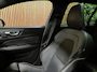 Volvo V60 T8 AWD Recharge Plus Dark | Vol! | Schuifdak | Trekhaak | 360 Camera | Head-Up Display | 455pk | All Season banden | Harman Kardon | Adaptieve Cruise Control | Stoelverwarming voor+achter | Stuurwielverwarming | 18 Inch | Pilot Assist | BLIS Dode Hoek Detectie | Elektrische voorstoelen geheugen | R-Design Contour stoelen met wit stiksel en bies | Zitting verlenging voorstoelen | Google Infotainment | Privacy Glass | Keyless Drive | Parkeersensoren voor+achter | Elektrisch bedienbare achterklep | DAB Radio | Apple Carplay/Android Auto | Volvo On Call met mobiele App functie | Forest Lake Metallic |