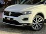 Volkswagen T-Roc 1.5 TSI Style // NAVI // CAMERA // TREKHAAK // ADAPTIVE CRUISE // STOEL + STUUR WIELVERWARMING // ELEK. ACHTERKLEP //