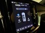 Volvo V60 T8 AWD Recharge Ultra Ultimate Dark | Bowers & Wilkins | Schuifdak | Head-Up Display | 455pk | Adaptieve Cruise Control | Stoelverwarming voor+achter | Stuurwielverwarming | 19 Inch | Full LED Meesturende koplampen | Gelamineerde/geluidwerende zijruiten | Pilot Assist | BLIS Dode Hoek Detectie | Elektrische voorstoelen geheugen | R-Design Contour stoelen met wit stiksel en bies | Zitting verlenging voorstoelen | Lederen Dashboard | Google Infotainment | Privacy Glass | Keyless Drive | Parkeersensoren voor+achter | Elektrisch bedienbare achterklep Apple Carplay/Android Auto | Volvo On Call met mobiele App functie | Onyx Black Metallic |