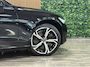 Volvo V60 T8 AWD Recharge Ultra Ultimate Dark | Bowers & Wilkins | Schuifdak | Head-Up Display | 455pk | Adaptieve Cruise Control | Stoelverwarming voor+achter | Stuurwielverwarming | 19 Inch | Full LED Meesturende koplampen | Gelamineerde/geluidwerende zijruiten | Pilot Assist | BLIS Dode Hoek Detectie | Elektrische voorstoelen geheugen | R-Design Contour stoelen met wit stiksel en bies | Zitting verlenging voorstoelen | Lederen Dashboard | Google Infotainment | Privacy Glass | Keyless Drive | Parkeersensoren voor+achter | Elektrisch bedienbare achterklep Apple Carplay/Android Auto | Volvo On Call met mobiele App functie | Onyx Black Metallic |
