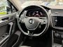 Volkswagen Tiguan 1.5 TSI ACT Highline Business R 150pk Camera / Trekhaak / Stoelverwarming Voor + Achter