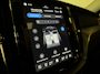 Volvo XC60 T8 AWD Recharge Ultra Dark | Luchtvering | Trekhaak | 360° Camera | 455pk | Head-Up Display | Harman Kardon | Adaptieve Cruise Control | Stoelverwarming voor+achter | Stuurwielverwarming | Full LED Meesturende koplampen | Pilot Assist | BLIS Dode Hoek Detectie | Elektrische voorstoelen geheugen | Lederen bekleding | Zitting verlenging voorstoelen | Lederen Dashboard | Schuifdak | 21 Inch | Google Infotainment | Keyless Drive | Parkeersensoren voor+achter | Privacy Glass | Elektrisch bedienbare achterklep | Alarm Klasse III | DAB Radio | Apple Carplay/Android Auto | Draadloos telefoon opladen | Volvo On Call met mobiele App functie | Onyx Black Metallic |