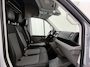Volkswagen Crafter 2.0TDI 177PK Automaat L3H3 Highline | Trekhaak 3000Kg | Navigatie | Camera | Multimedia | Airco | Cruise | 3-Zits