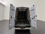 Volkswagen Crafter 2.0TDI 177PK Automaat L3H3 Highline | Trekhaak 3000Kg | Navigatie | Camera | Multimedia | Airco | Cruise | 3-Zits