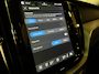 Volvo XC60 T6 AWD Recharge Plus Bright | Trekhaak | 360° Camera | Harman Kardon | Adaptieve Cruise Control | Stoelverwarming voor+achter | Stuurwielverwarming | Schuifdak | Full LED Meesturende koplampen | Pilot Assist | BLIS Dode Hoek Detectie | Elektrische voorstoelen geheugen | Lederen bekleding | Zitting verlenging voorstoelen | 19 Inch | Google Infotainment | Keyless Drive | Privacy Glass | Elektrisch bedienbare achterklep | DAB Radio | Apple Carplay/Android Auto | Draadloos telefoon opladen | Volvo On Call met mobiele App functie | Bright Dusk Metallic |