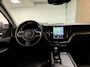 Volvo XC60 T6 AWD Recharge Plus Bright | Trekhaak | 360° Camera | Harman Kardon | Adaptieve Cruise Control | Stoelverwarming voor+achter | Stuurwielverwarming | Schuifdak | Full LED Meesturende koplampen | Pilot Assist | BLIS Dode Hoek Detectie | Elektrische voorstoelen geheugen | Lederen bekleding | Zitting verlenging voorstoelen | 19 Inch | Google Infotainment | Keyless Drive | Privacy Glass | Elektrisch bedienbare achterklep | DAB Radio | Apple Carplay/Android Auto | Draadloos telefoon opladen | Volvo On Call met mobiele App functie | Bright Dusk Metallic |