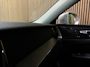 Volvo XC60 T6 AWD Recharge Plus Bright | Trekhaak | 360° Camera | Harman Kardon | Adaptieve Cruise Control | Stoelverwarming voor+achter | Stuurwielverwarming | Schuifdak | Full LED Meesturende koplampen | Pilot Assist | BLIS Dode Hoek Detectie | Elektrische voorstoelen geheugen | Lederen bekleding | Zitting verlenging voorstoelen | 19 Inch | Google Infotainment | Keyless Drive | Privacy Glass | Elektrisch bedienbare achterklep | DAB Radio | Apple Carplay/Android Auto | Draadloos telefoon opladen | Volvo On Call met mobiele App functie | Bright Dusk Metallic |