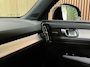 Volvo XC40 T5 Recharge Plus Dark | Trekhaak | Harman Kardon | Parkeercamera | All Season banden | Adaptieve Cruise Control | Pilot Assist | BLIS Dode Hoek Detectie | Bestuurdersstoel elektrisch geheugen | Stoel en Stuurwielverwarming | Privacy Glass | 19 Inch | Passagiersstoel elektrisch | Zitting verlenging voorstoelen | Keyless Drive | Parkeersensoren voor+achter | Privacy Glass | Elektrisch bedienbare achterklep | Climate Control L+R | DAB Radio | Apple Carplay/Android Auto | Volvo On Call met mobiele App functie | Onyx Black Metallic |
