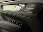 Volvo XC40 T5 Recharge Plus Dark | Trekhaak | Harman Kardon | Parkeercamera | All Season banden | Adaptieve Cruise Control | Pilot Assist | BLIS Dode Hoek Detectie | Bestuurdersstoel elektrisch geheugen | Stoel en Stuurwielverwarming | Privacy Glass | 19 Inch | Passagiersstoel elektrisch | Zitting verlenging voorstoelen | Keyless Drive | Parkeersensoren voor+achter | Privacy Glass | Elektrisch bedienbare achterklep | Climate Control L+R | DAB Radio | Apple Carplay/Android Auto | Volvo On Call met mobiele App functie | Onyx Black Metallic |