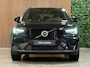 Volvo XC40 T5 Recharge Plus Dark | Trekhaak | Harman Kardon | Parkeercamera | All Season banden | Adaptieve Cruise Control | Pilot Assist | BLIS Dode Hoek Detectie | Bestuurdersstoel elektrisch geheugen | Stoel en Stuurwielverwarming | Privacy Glass | 19 Inch | Passagiersstoel elektrisch | Zitting verlenging voorstoelen | Keyless Drive | Parkeersensoren voor+achter | Privacy Glass | Elektrisch bedienbare achterklep | Climate Control L+R | DAB Radio | Apple Carplay/Android Auto | Volvo On Call met mobiele App functie | Onyx Black Metallic |