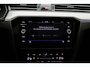 Volkswagen Passat Variant 1.4 TSI PHEV GTE Business 2020 | Facelift | Dealer Onderhouden | Elektrische Trekhaak | App Connect | Stoelverwarming | Panoramadak | Navigatie | Achteruitrij Camera | Stuurwiel Bediening | Nationale Autopas