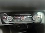 Opel Corsa-e Elegance 50 kWh | Panoramadak vast (Glas) | Stoelverwarming voor | Stuur verwarmbaar | All Season Banden | Navigatie door middel van Apple Carplay Android auto |