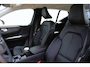 Volvo XC40 T5 262PK Automaat Recharge Plus Bright Draadloos opladen / Apple Carplay / Adaptieve cruise control / Blis / 18" lichtmetalen velgen / Parkeercamera achter