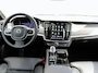Volvo V90 2.0 T8 Plug-in hybrid AWD Ultra Dark Automaat / Panoramadak / Luchtvering / Bowers & Wilkens audio / Trekhaak / 360* camera / Massage voorstoelen / Geventileerd leder interieur