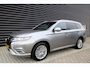 Mitsubishi Outlander 2.4 PHEV Instyle Opendak, Adaptive Cruise