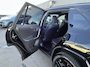 Toyota RAV4 2.5 Hybrid AWD Black Edition zeer compleet incl: AppleCarPlay/AndroidAuto / Schuifkanteldak / JBL / Blindspot / Super mooie RAV4 AWD! Trekgewicht: 1.650kg