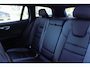 Volvo V60 T6 Plug-in hybrid AWD Plus Dark Apple carplay / Android auto | Nappaleder met ventilatie | Panoramadak | 19" lichtmetalen velgen | Achterbank verwarmd | Getint glas achter | Stoel- en stuurverwarming |